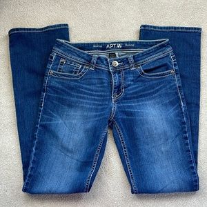 Boot cut jeans